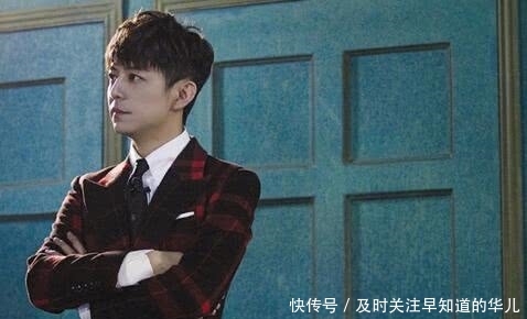 不老男神何炅迎45岁生日快乐家族微博送祝