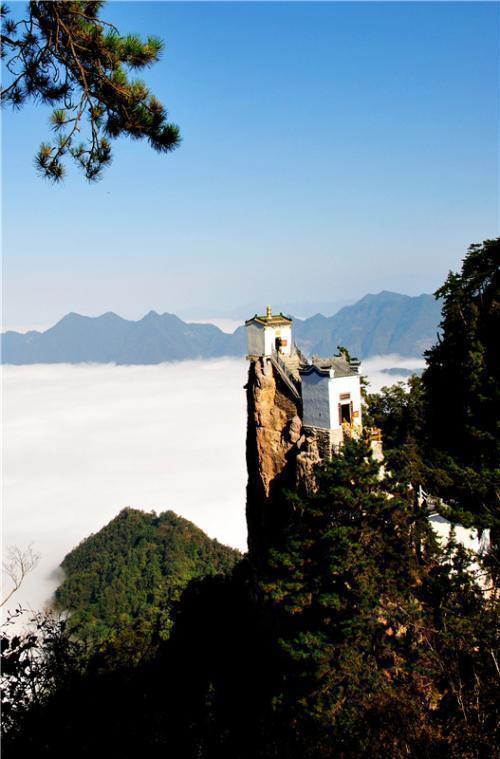 全球最险要的房子，外国人看见大赞中国人了不起