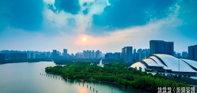 中国不该改名的三大城市,改名前游客络绎不绝