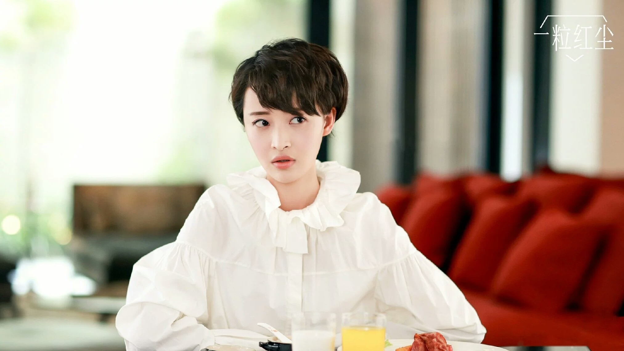 出演《谈判官》赵晨曦的杨菲洋,因这些角色被