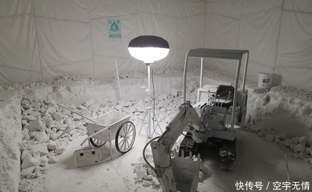 「福利」小布请你走进这台“时光机”,穿越到3019年→ 葡京真人游戏平台app
