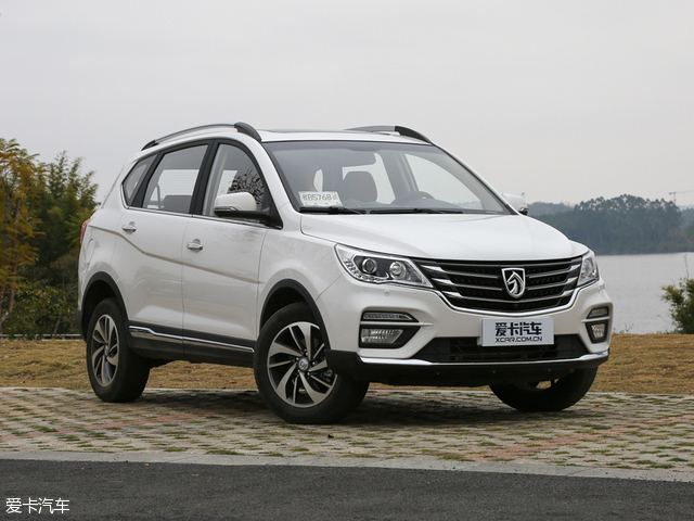 现款宝骏560车型外观