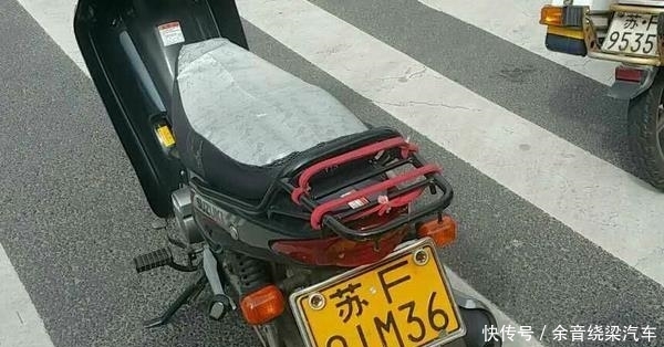 报废的摩托车千万不要卖废铁,车上中两个物品或许可以换一辆车! 白金会娱乐
