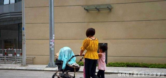 章子怡怀二胎,郭晶晶生三胎!怀孕的苦与累,别人