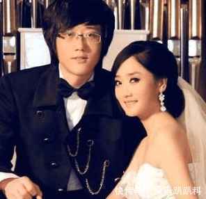 38岁玲花气质佳,事业蒸蒸日上,老公身家过亿,女