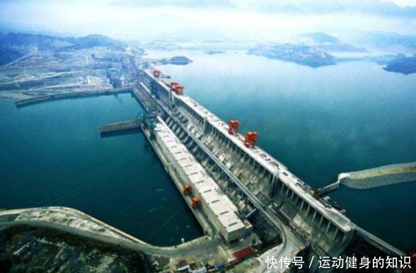 偷袭三峡大坝看看中国军事力量,还有谁敢动念头!