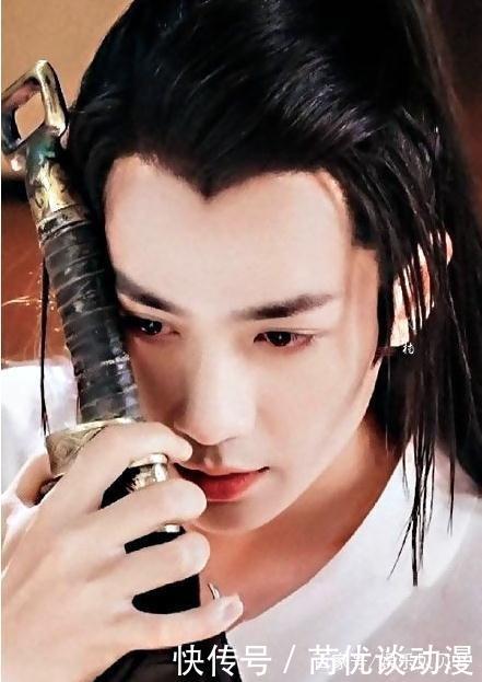 这是上帝吻过的眼睛,想在朱一龙睫毛上荡秋千