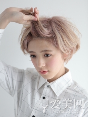 短发<em>发型扎法</em>步骤<em>刘海</em>提升甜美度_360问答