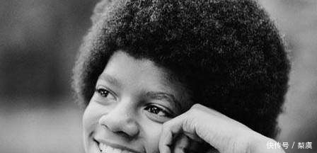 最小的儿子长发飘飘,神似迈克尔杰克逊!