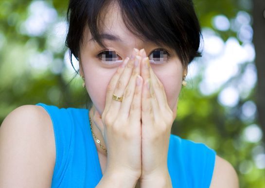 婆婆住我家,非要在阳台种韭菜,我气不过想赶她走,转身却傻了眼