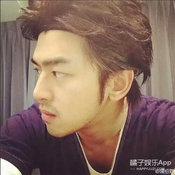 41张照片告诉你,陈柏霖为什么是"直男自拍教科书"