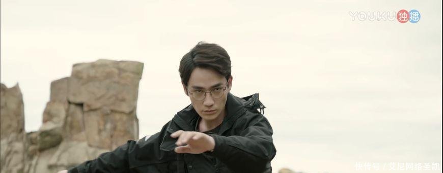 镇魂 沈巍八集换27套衣服, 堪称时装秀, 但这件