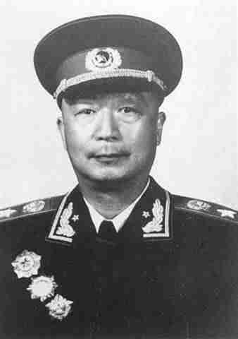 这位元帅打仗没受过伤,从政没下过台,93岁去世没任何病