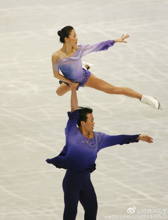 综艺啪啪啪 | 杨幂黄子韬趴泥地里吃饭,张艺谋出