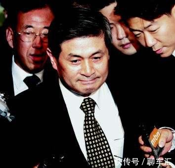 媒体笔下的汉芯和陈进,从科技英雄到造假小人