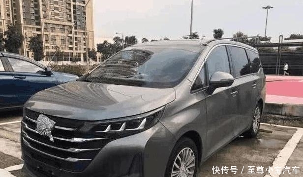 后悔买宝骏730,国产又一“巨无霸”来了,搭1.5T尺寸远超别克GL6 99真人网上娱乐
