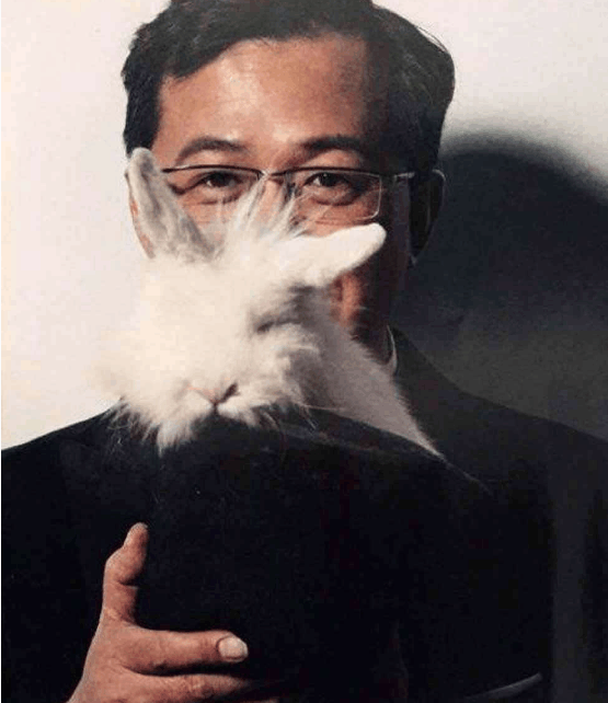 卓伟曝光N姓男星出轨S姓女明星, 如今主角被扒