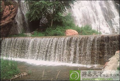 青龙潭旅游风景区