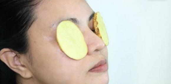 把土豆片贴在眼睛上,没想到还有这个奇效,学到
