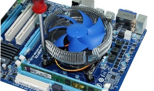 超频3青鸟的CPU风扇怎么拆出来?