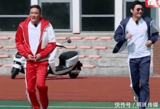 《奔跑吧》杨幂出场时介绍好尴尬,网友:节目组
