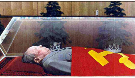 毛主席没有火化，保存水晶棺的原因？