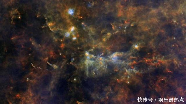 欧洲太空天文台捕获到戏剧性的恒星死亡与再生周期