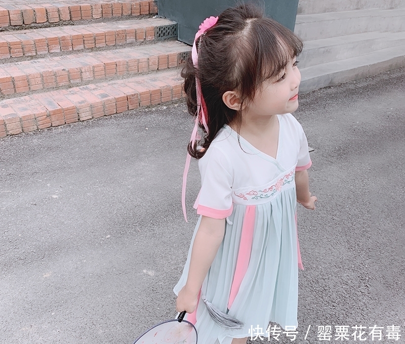 精美好看的汉服,给宝宝们塑造不一样的形象 99真人网上娱乐平台