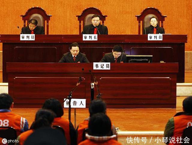 自愿放弃社保承诺书