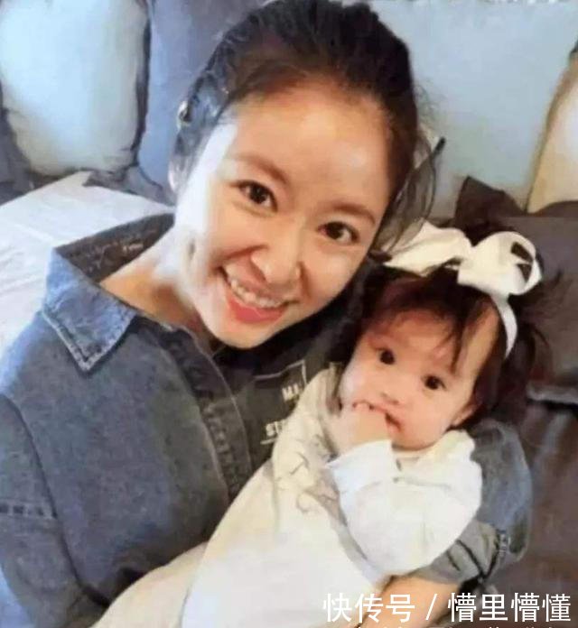 林心如霍建华久违同框力破婚变谣言,格格小肚