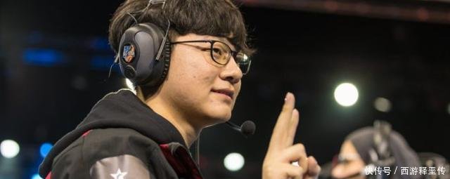 世界第一锤石M神重返亚运会解说台 韩国选手