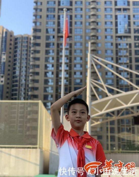 t0196bcec017e685aa4.jpg?size=550x698