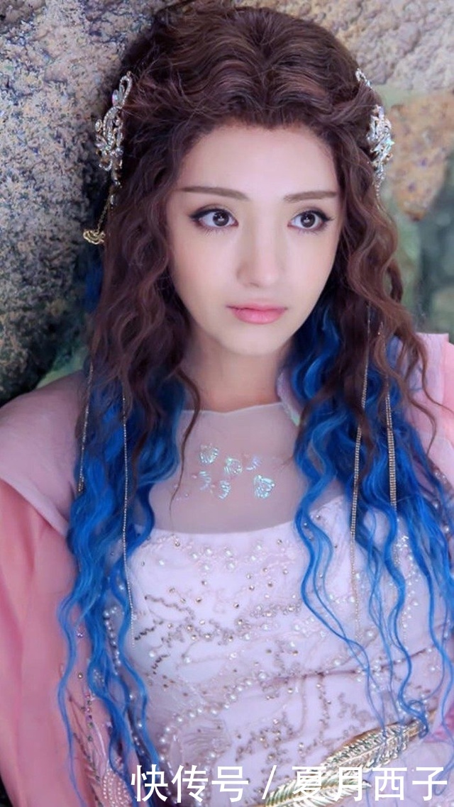 古力娜扎、迪丽热巴、麦迪娜、代斯,四位大美