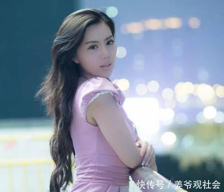 女人这四个“时刻”最容易“出轨”尤其是第三种,一定要注意!