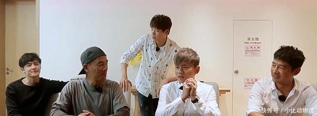 陶子夸奖张杰唱歌比原唱好听,张杰8字表达很谦