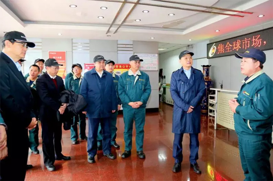 山东重工集团总经理江奎慰问山推一线员工