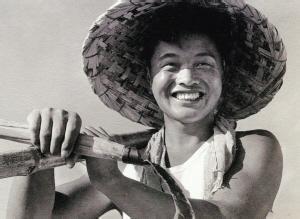 他放弃北大回乡务农,毛主席请吃饭,主席逝世被特许守灵七天七夜