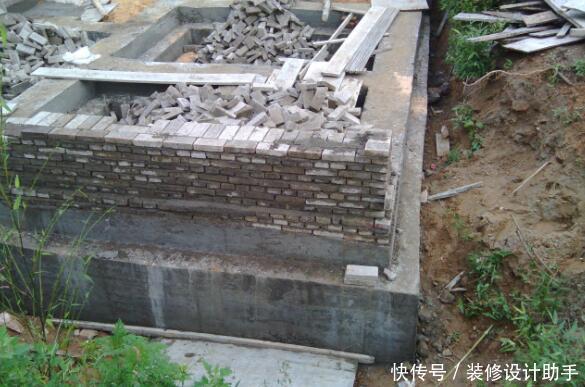 地基砸6万后悔！农村人建房是面子工程，钱花在别人能看到的地方