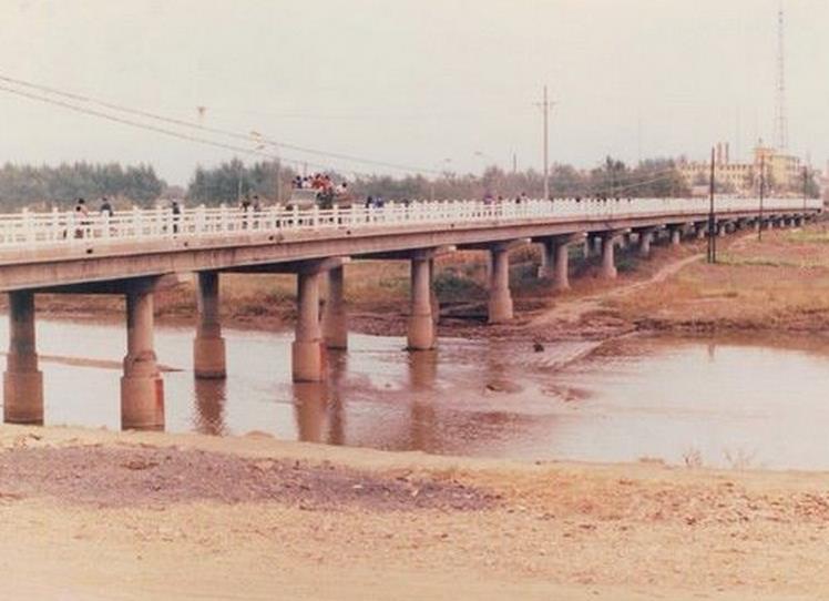 吉林梅河口市80年代老照片:提为地级市后不满一年又被