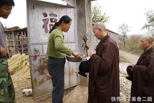 中国唯一一群不接受钱财的尼姑,一天只吃一餐,远离尘世