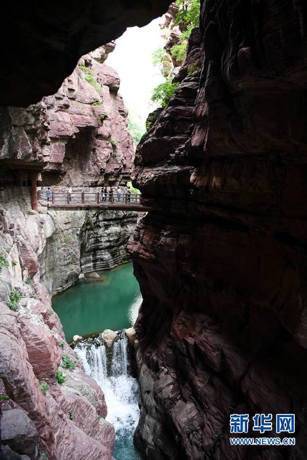 云台山:绿水丹峡入画来