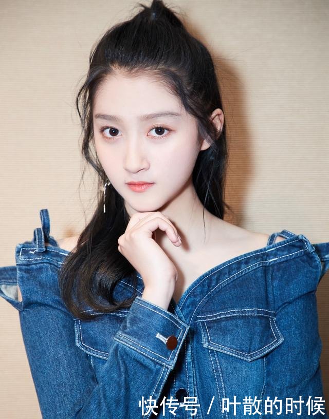 央视新评内地四小花旦, 杨幂居然落选, 演技被嘲