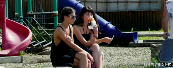 中俄朝交界的边境城市，满大街的美女随处可见，喜欢享受游客拍照