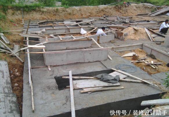 地基砸6万后悔！农村人建房是面子工程，钱花在别人能看到的地方