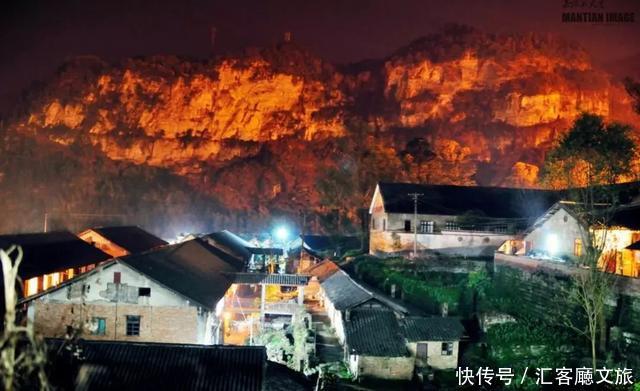 嘉阳蒸汽小火车,坐上去就开往春天