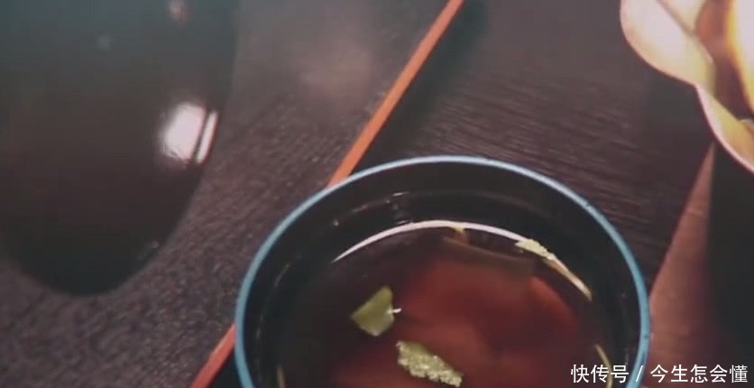 中国仙人美食家质疑顶级到日本,却遭到煮饭,堡美食棉花图片