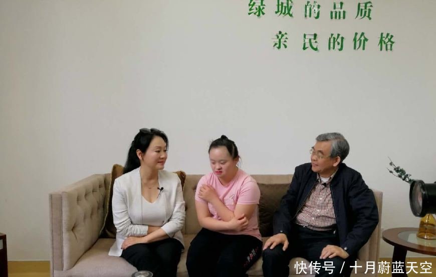 王姬儿子近照曝光:身高180智商却仅有四岁,女