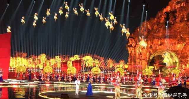 官宣! 央视春晚三个分会场曝光! 这可能是你离