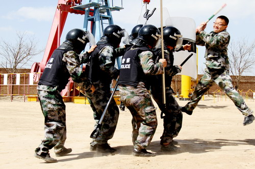 国际油价遭遇重挫