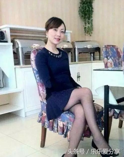 闪亮阿姨依然清新美艳